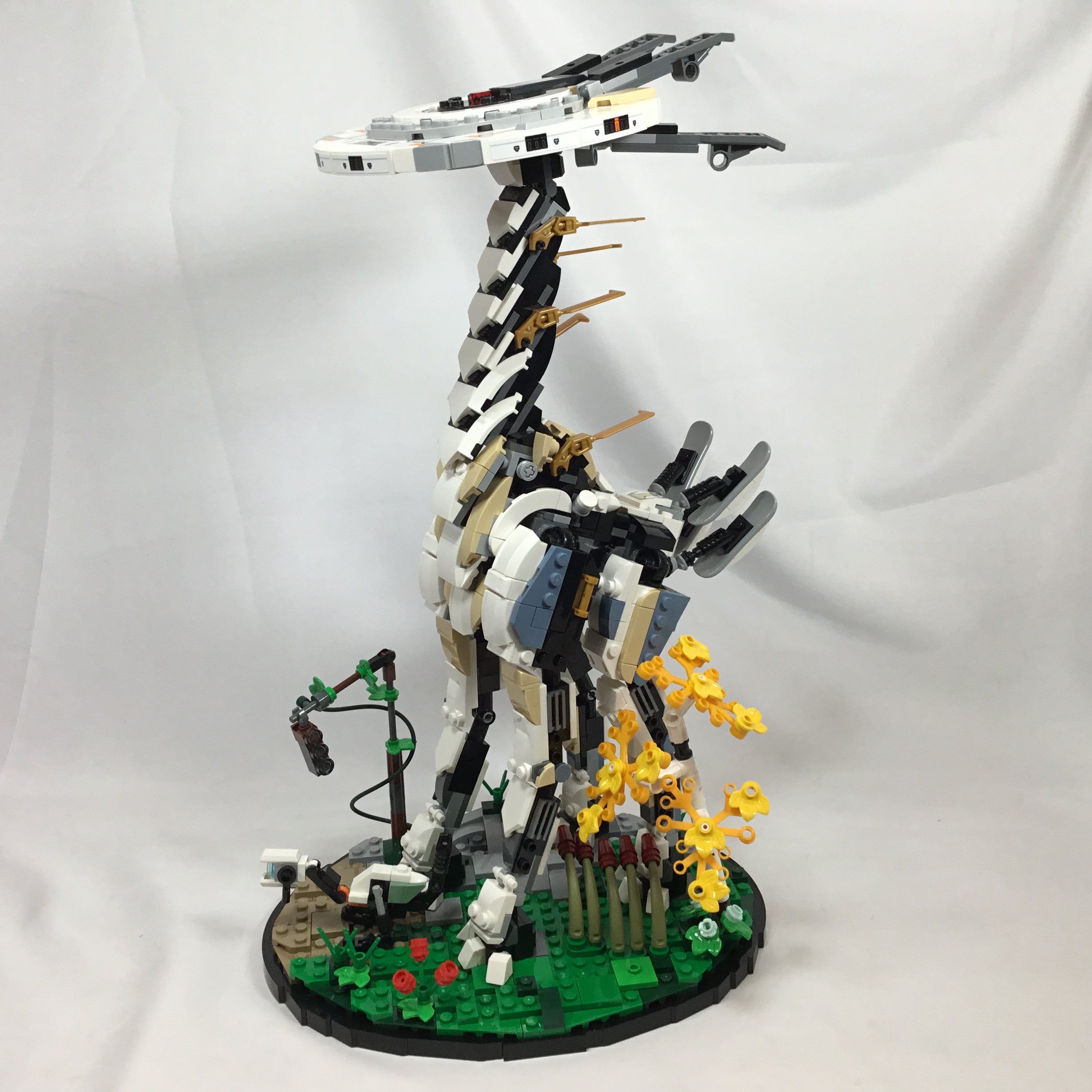 76989 Horizon Forbidden West Tallneck (No Minifigs) (Pre-Owned)