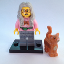 71004-6 Mrs. Scratchen-Post