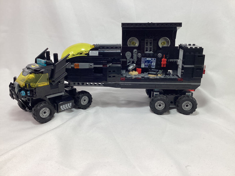 76160 Mobile Bat Base (Used No Minifigures)