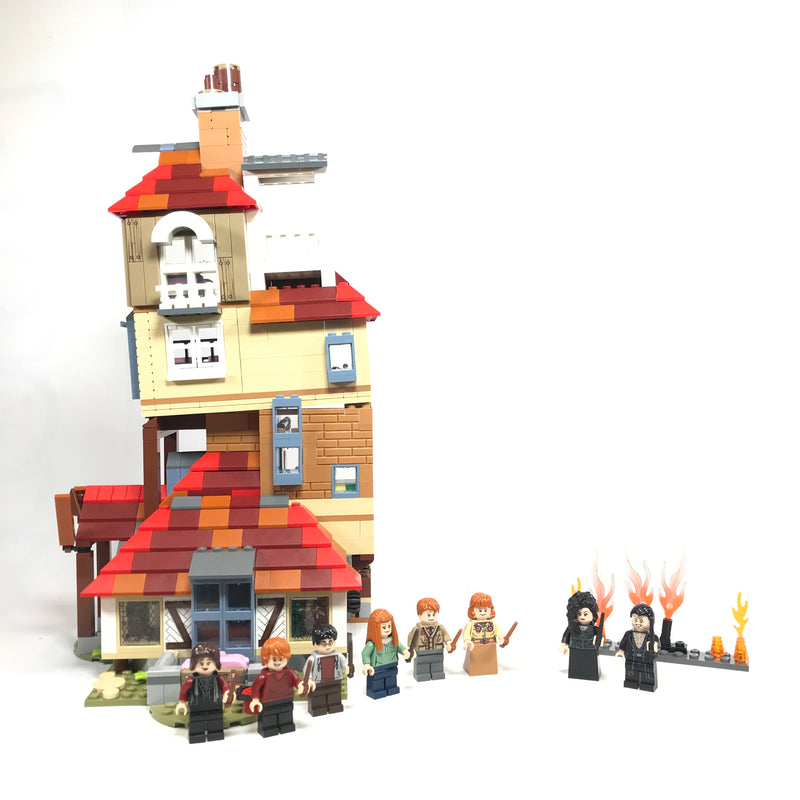 75980 Attack on The Burrow - with all figs (Pre-Owned)