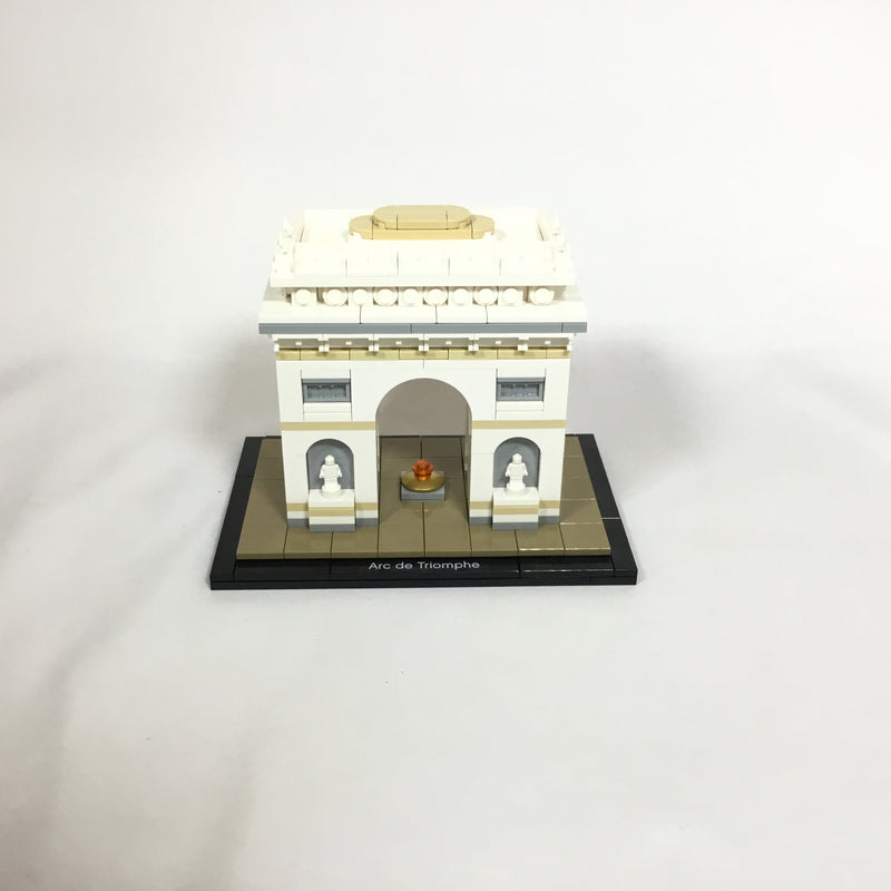 21036 Arc de Triomphe (Pre-Owned)