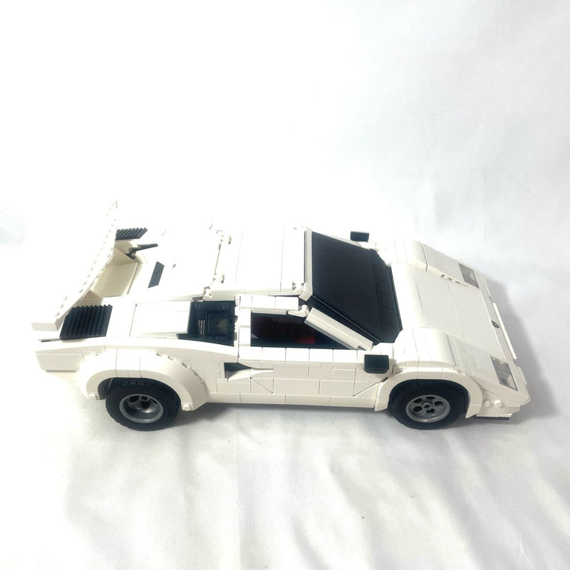 10337 Lamborghini Countach 5000 Quattrovalvole (Pre-Owned)