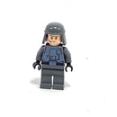 SW0579 General Maximillian Veers