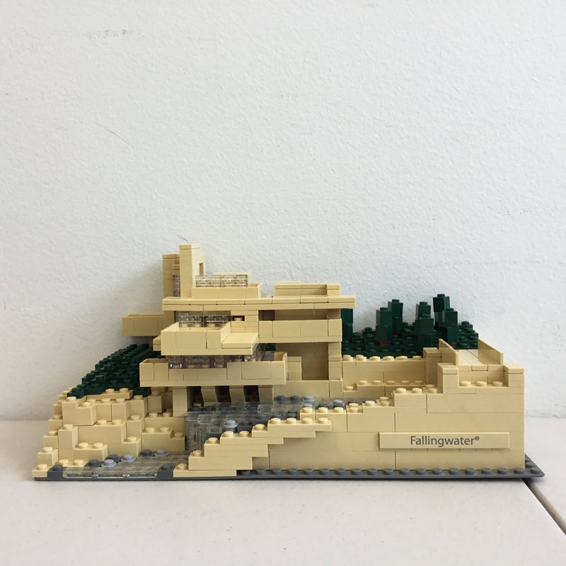 21005 Fallingwater (Pre-Owned)