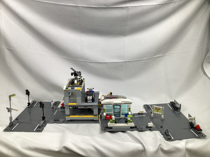 8186 Street Extreme (Pre-Owned Partial Set) (Missing Vehicles)