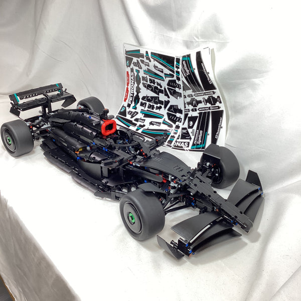 アクセサリー MERCEDES AMG PETRONAS sidepod Bonhams Cars : A 2014 Formula 1 season Mercedes AMG Petronas