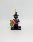 CAS018A Dragon Knights - Knight 2, Black Legs with Red Hips, Black Dragon Helmet, Yellow Plumes, Black Plastic Cape