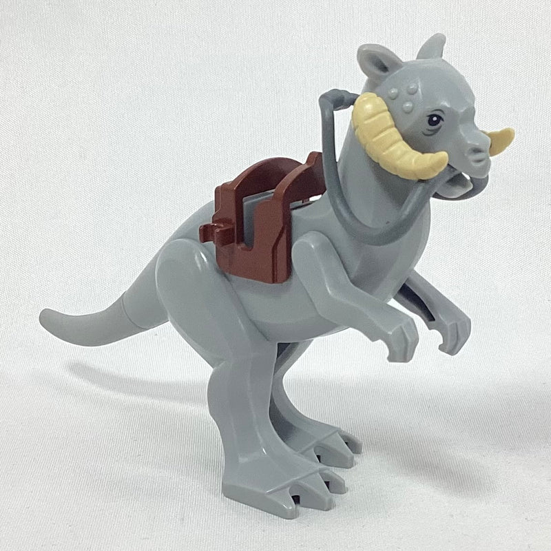 64800pb01c02f Light Bluish Gray Tauntaun, Star Wars with Flexible Tail