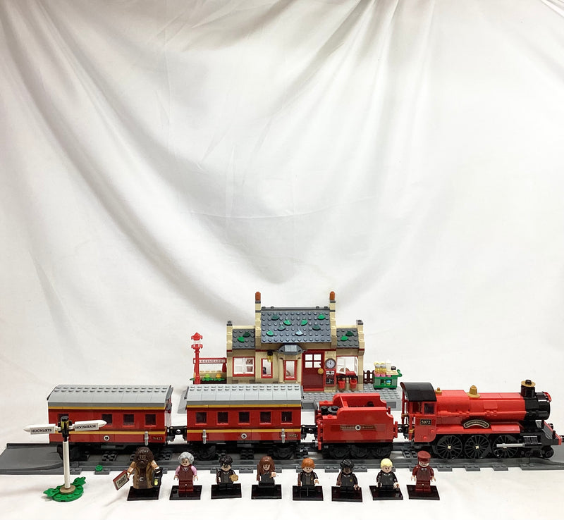 76423 Hogwarts Express & Hogsmeade Station (Pre-owned Excellent)