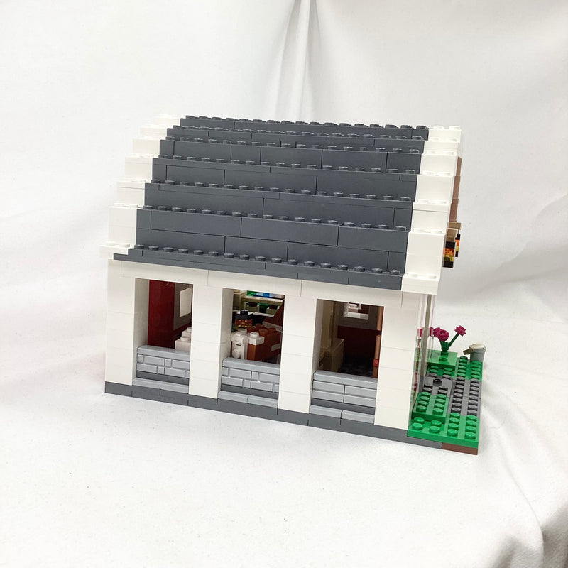 21187 The Red Barn(Pre-Owned)