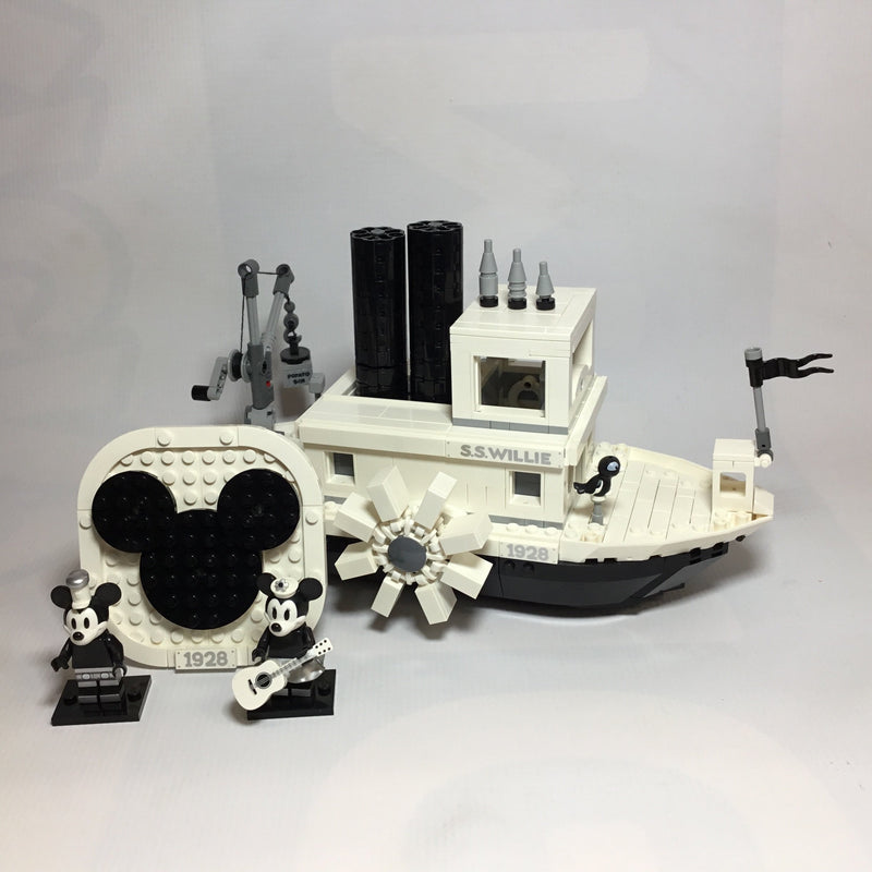 21317 Steamboat Willie (Pre-Owned)