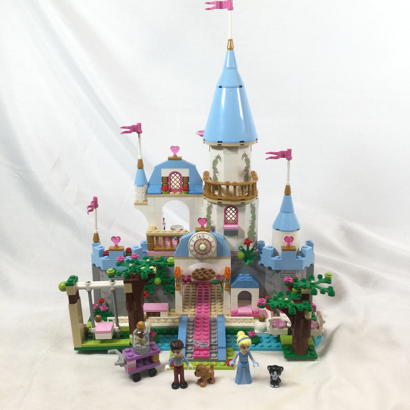 41055 Cinderella's Romantic Castle  (Pre-Owned)