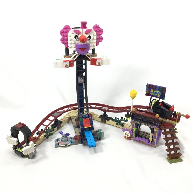 70432 Haunted Fairground (no minifigs) (Pre-Owned)