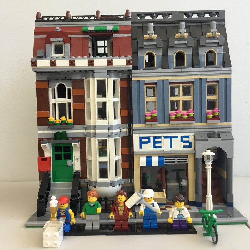 10218 Pet Shop (Pre-Owned)