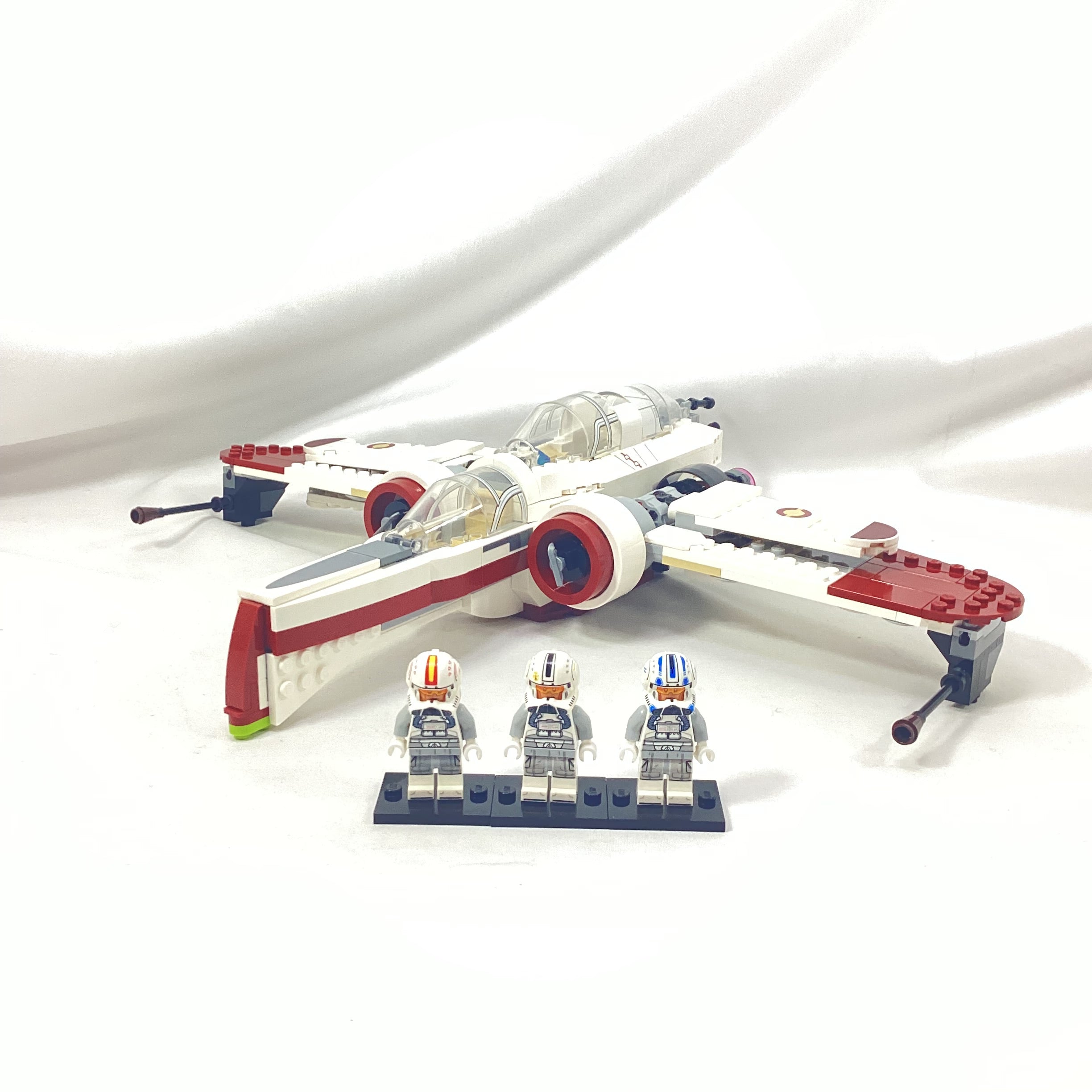 75402 ARC-170 Starfighter (Missing SW1400: Astromech Droid, R4-P44 - D