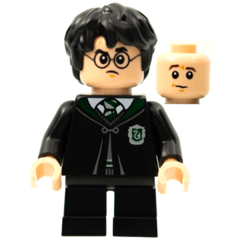 HP285 Harry Potter, Slytherin Robe, Gregory Goyle Transformation