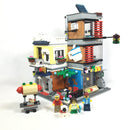 31097 Townhouse Pet Shop & Café (Pre-Owned)