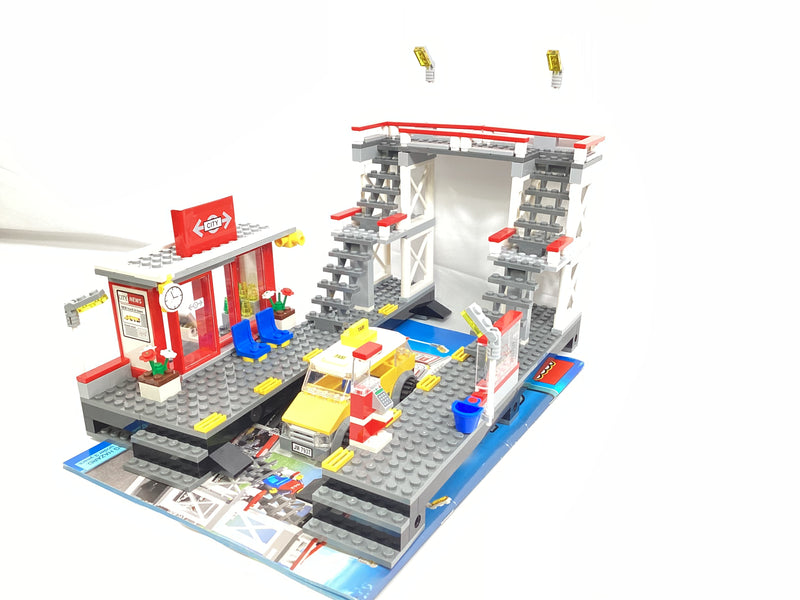 7937 Train Station (Pre-Owned, No Minifigures)