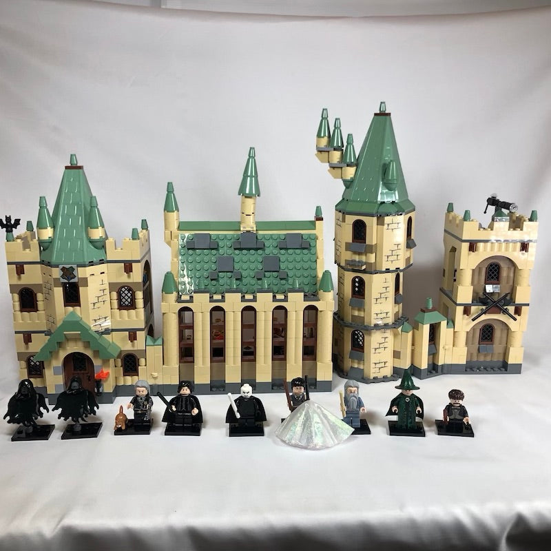 4842 Hogwarts Castle ( minus Argus Filch)