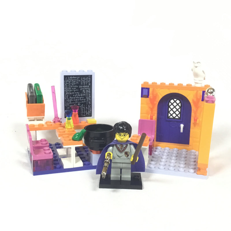4721 Hogwarts Classrooms