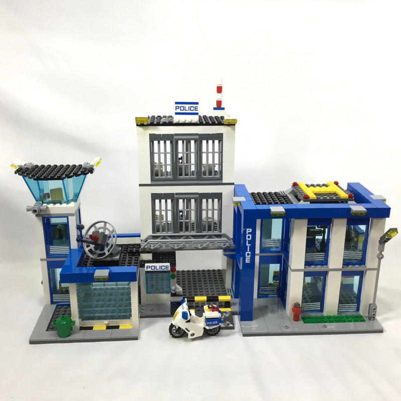 60047 Police Station (No Minifigures)