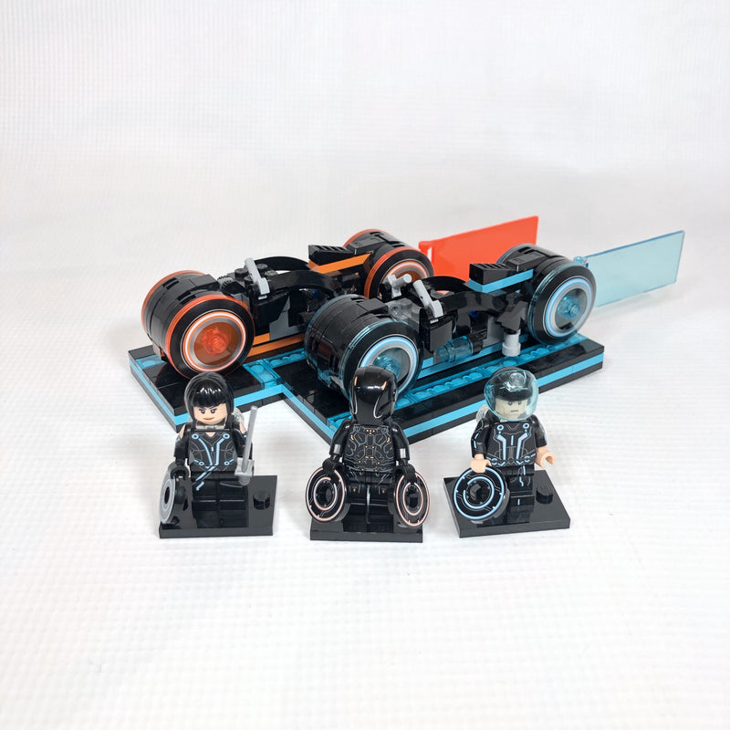 21314 TRON Legacy (Pre-Owned)