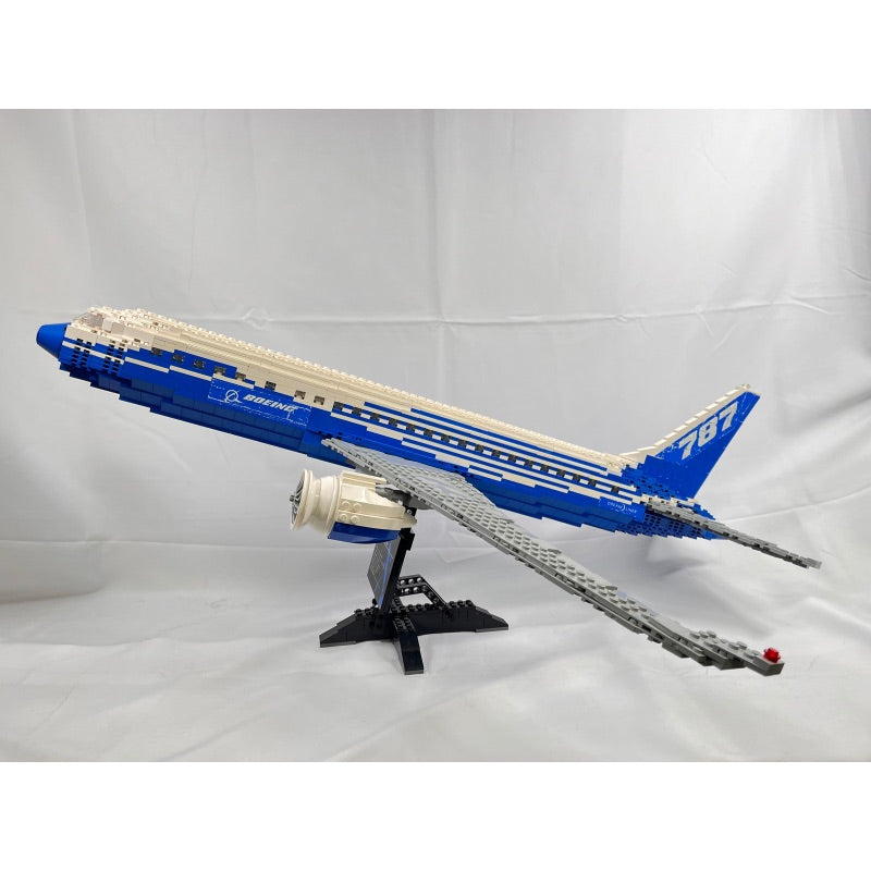 10177 Boeing 787 Dreamliner (Pre-Owned) Poor Stickers