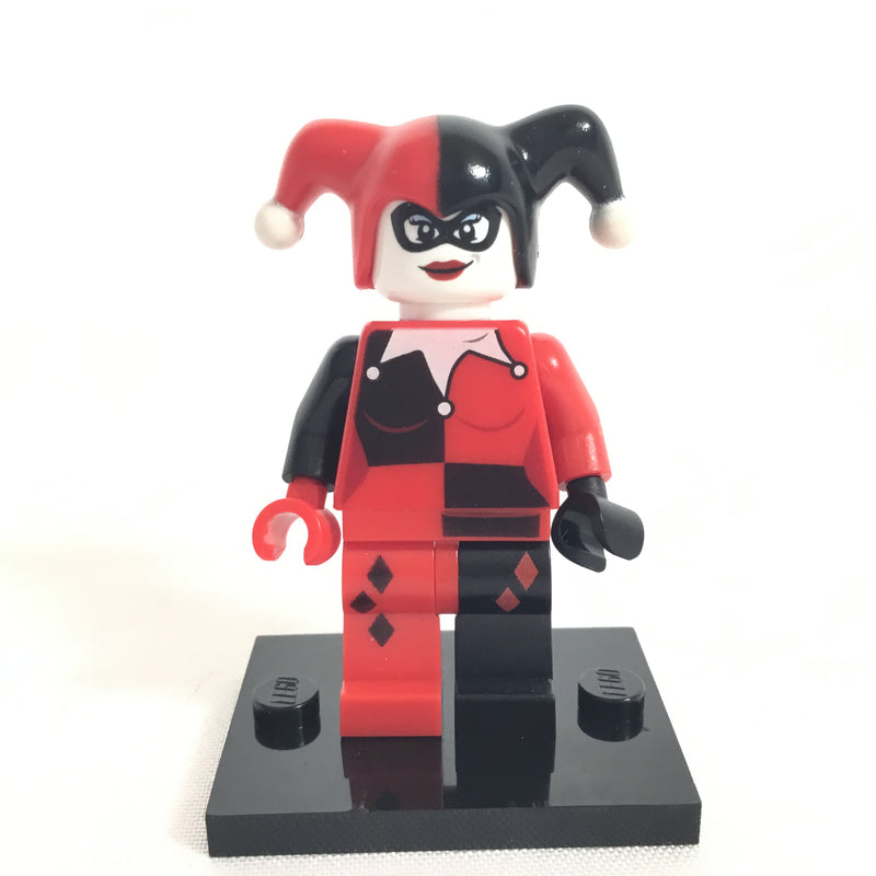 SH0024 Harley Quinn - Black And Red Hands