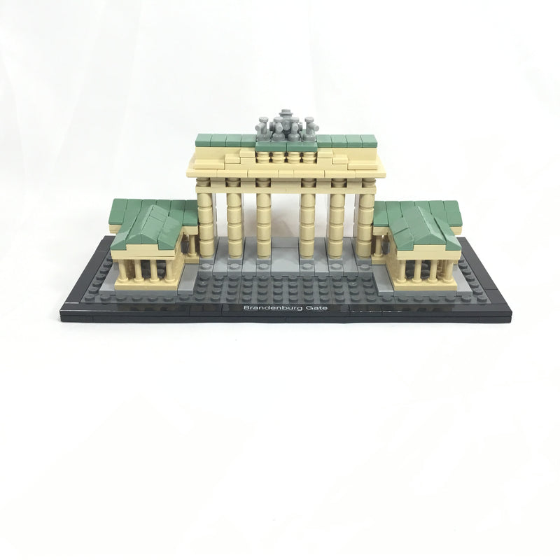 21011 Brandenburg Gate (Pre-Owned)