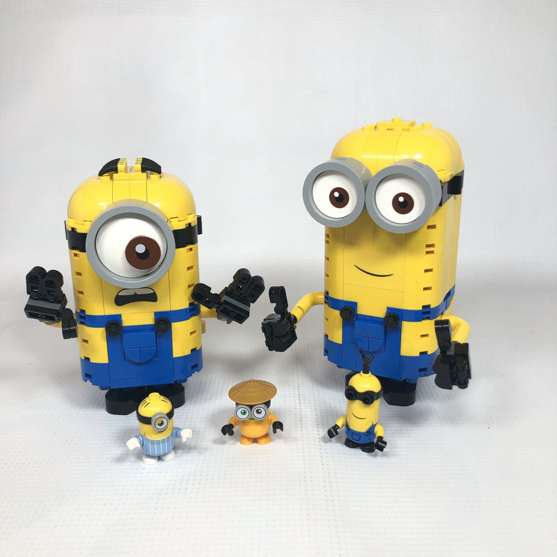 75551 Brick-built Minions and their Lair (Pre-Owned)