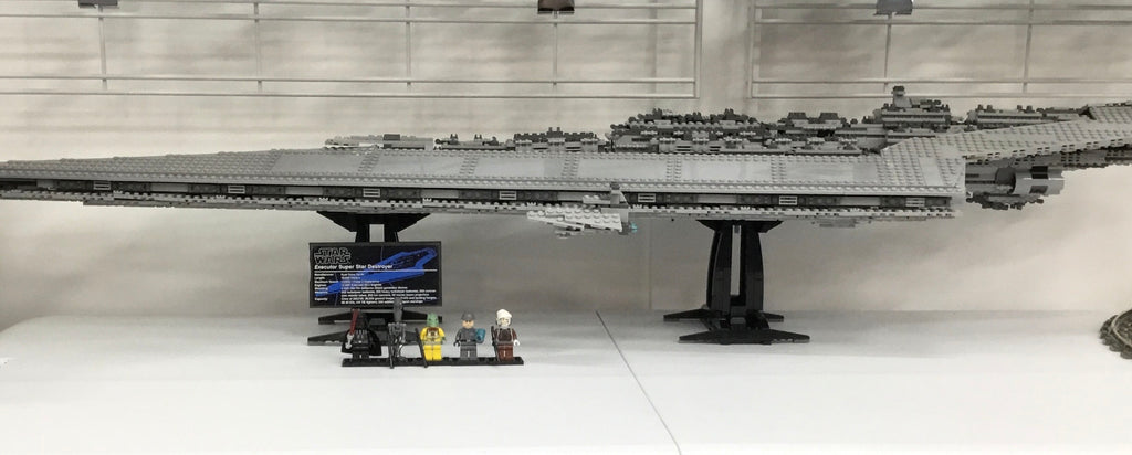 10221 Super Star Destroyer (Pre-Owned) - Main Image