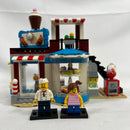 31077 Modular Sweet Surprises (No little boy)