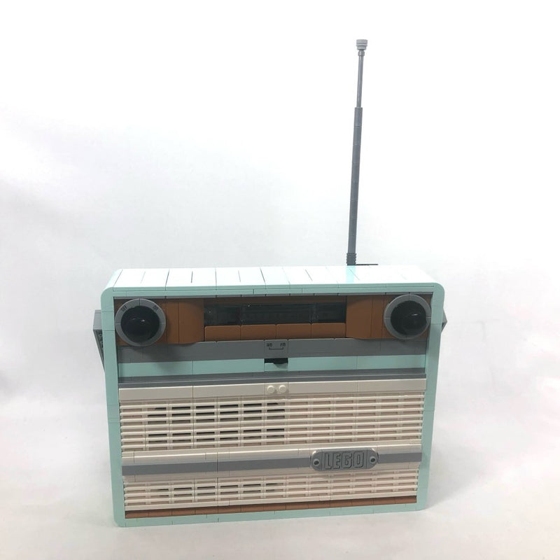 10334 Retro Radio (Pre-Owned)