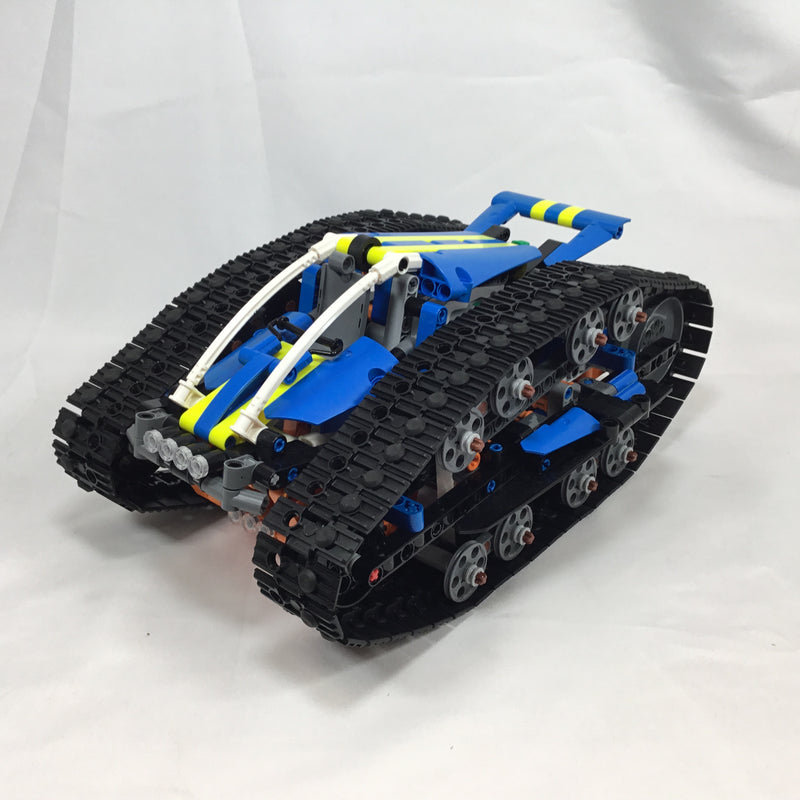 42140 App-Controlled Transformation Vehicle