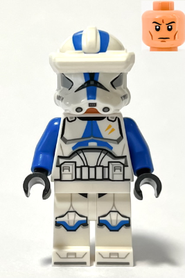 SW1248 Clone Trooper Specialist, 501st Legion (Phase 2) - Blue Arms, Macrobinoculars, Nougat Head, Helmet with Holes