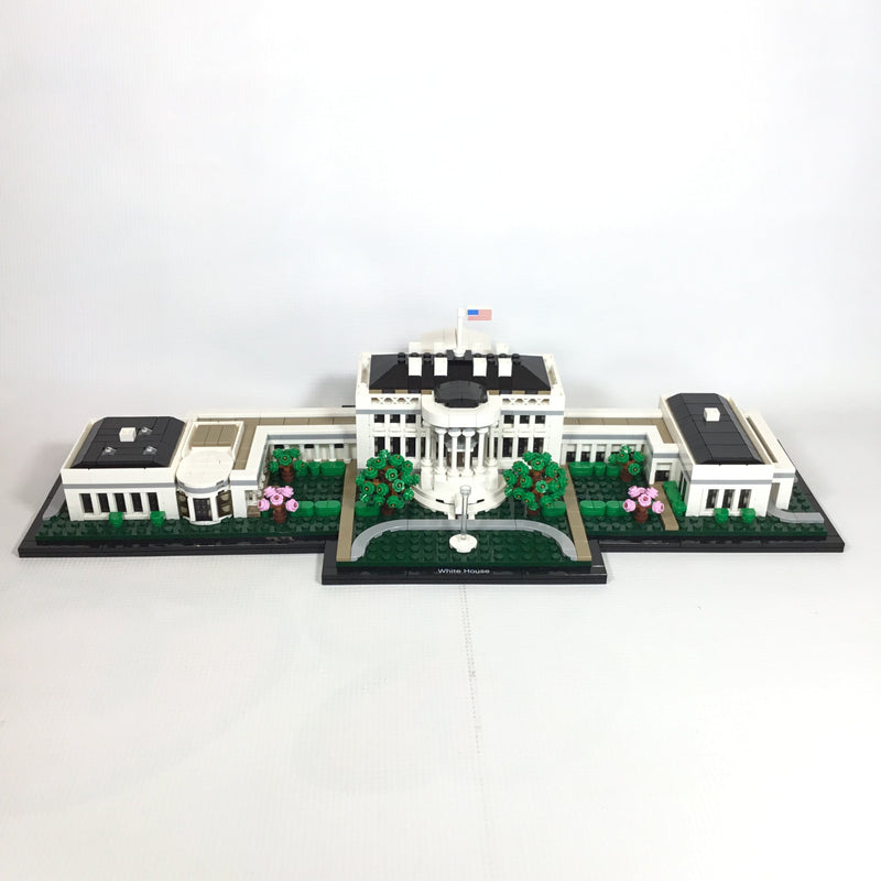 21054 The White House (Pre-Owned)