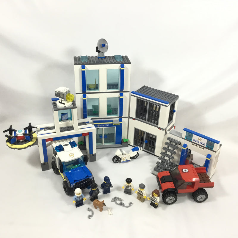60246 Police Station (Pre-Owned)