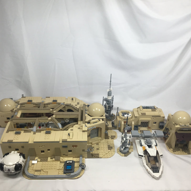 75290 Mos Eisley Cantina (No Minifigures) (Pre-Owned)