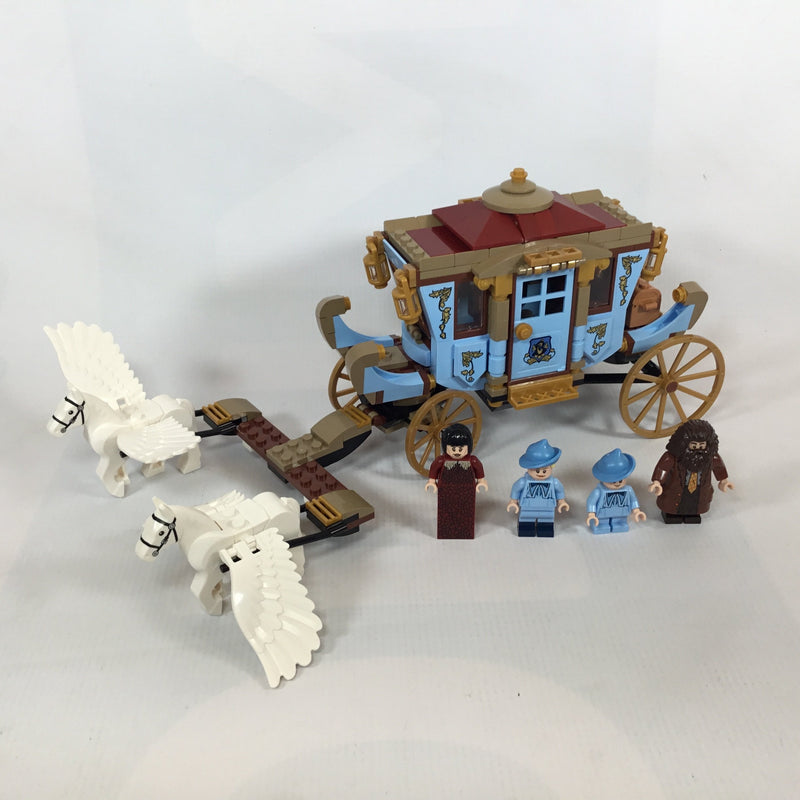 75958 Beauxbaton’s Carriage: Arrival at Hogwarts (Pre-Owned)