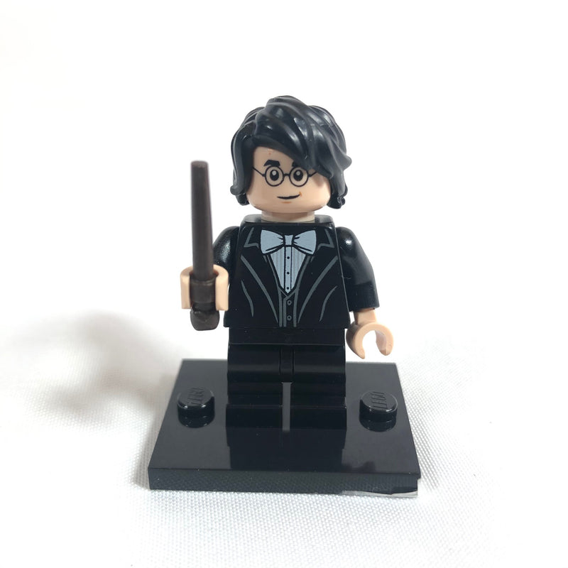 HP184 Harry Potter, Black Suit, White Bow Tie