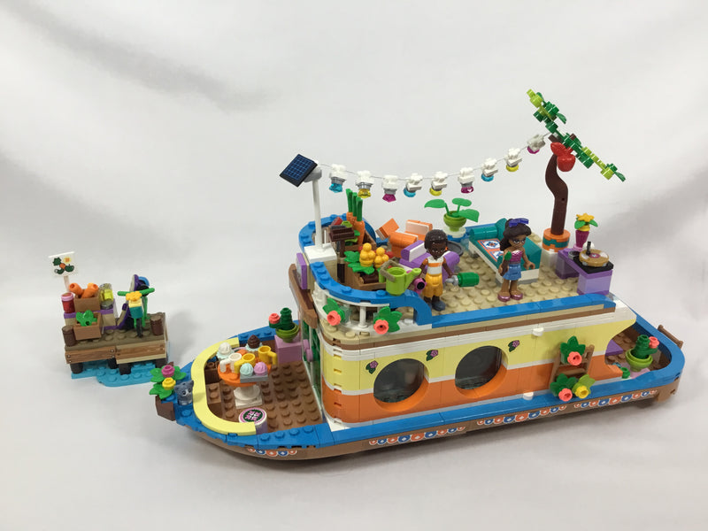 41702 Canal Houseboat (Boat Only)